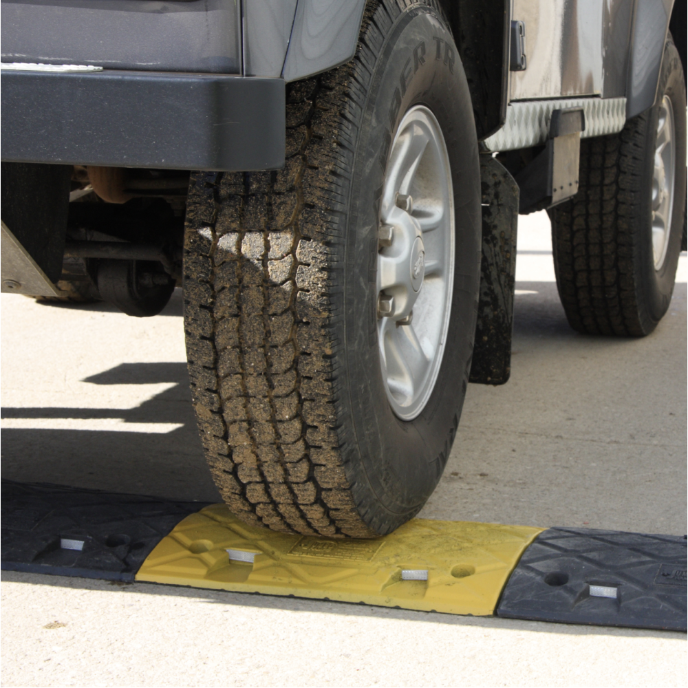 SPEED RAMP JUMBO 1 METRE  ( 2 x 500cm )SECTION 50MM HIGH